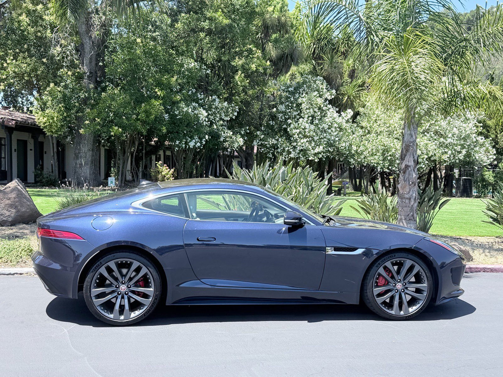 Used 2016 Jaguar F-TYPE S RWD image 5