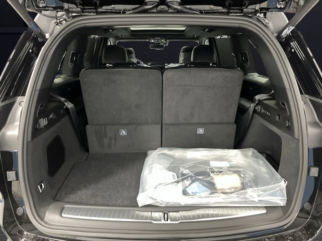 New 2025 Jeep Grand Cherokee L Overland w/ Advanced Protech Group III image 15