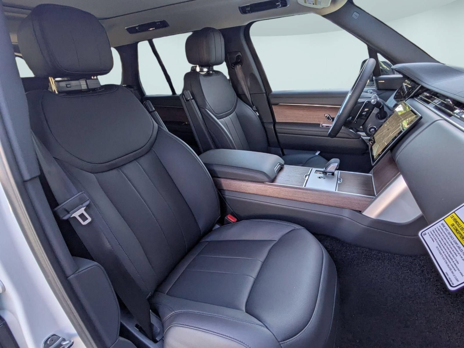 New 2026 Land Rover Range Rover SE AWD/4WD image 30