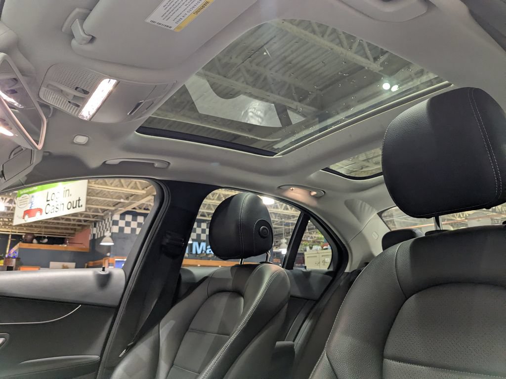 Certified 2016 Mercedes-Benz C 300 4MATIC Sedan image 20