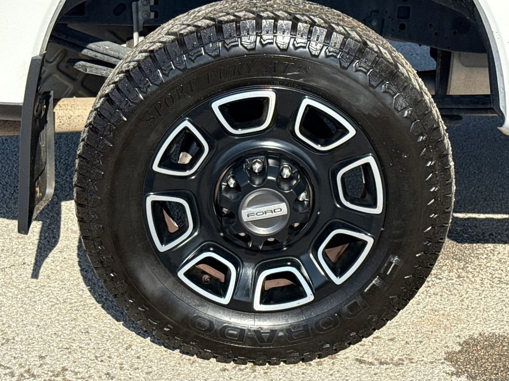 Used 2024 Ford F250 Platinum image 10