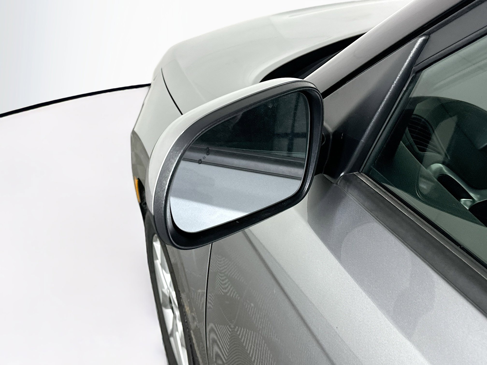 Used 2025 Kia Soul LX w/ LX Technology Package FWD image 16