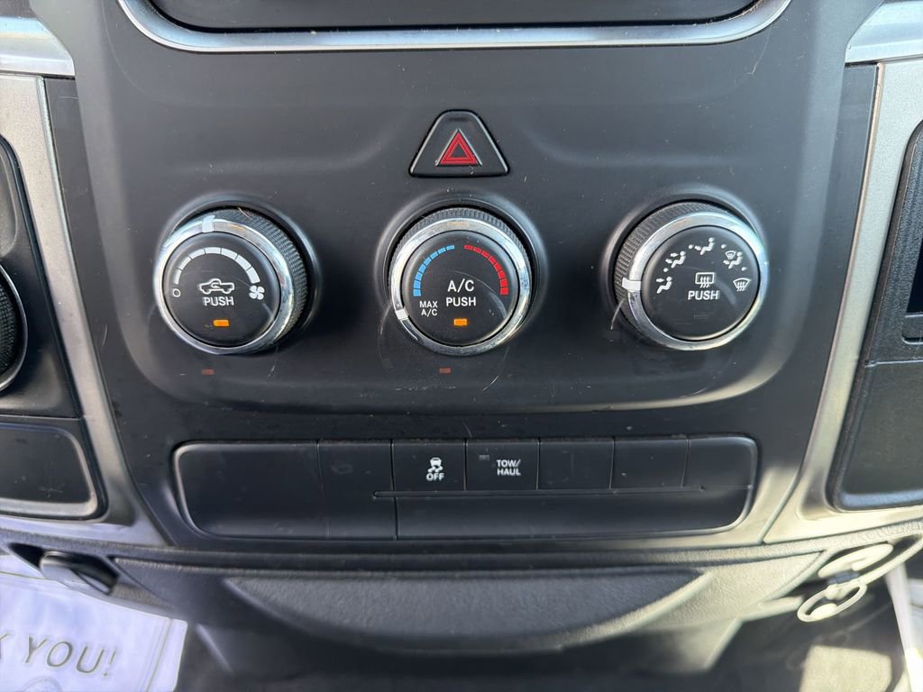 Used 2020 RAM 1500 Classic SLT RWD image 24