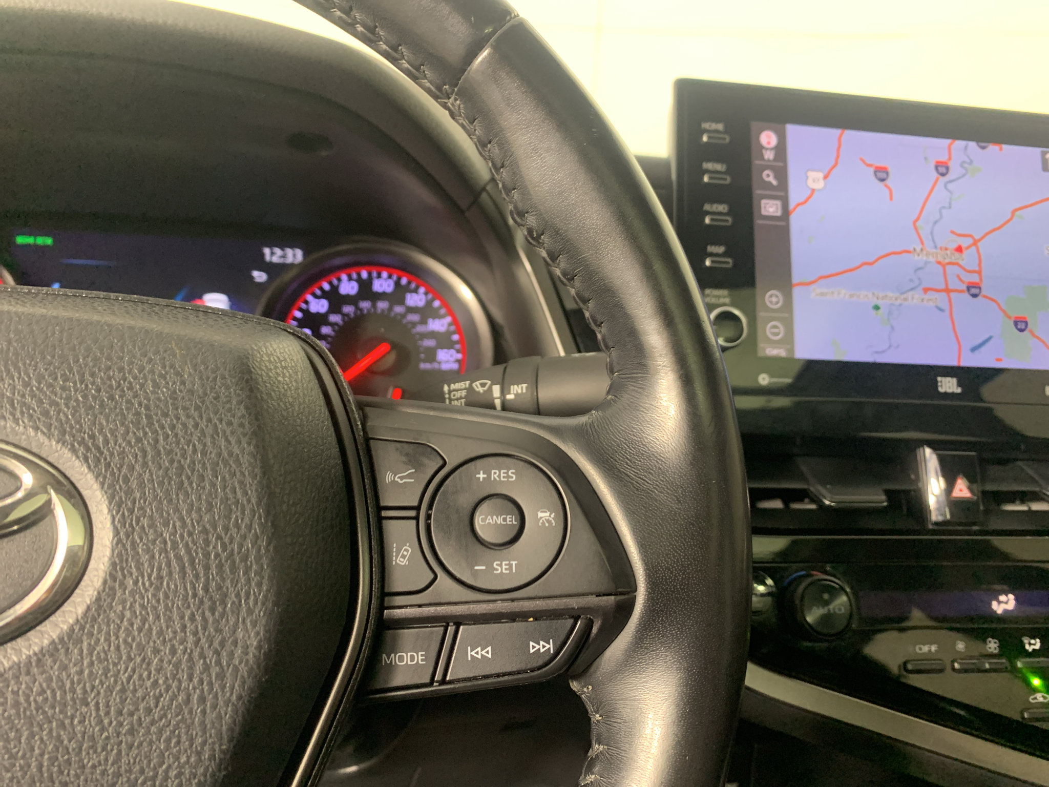 Used 2021 Toyota Camry XSE w/ Navigation Package FWD image 19