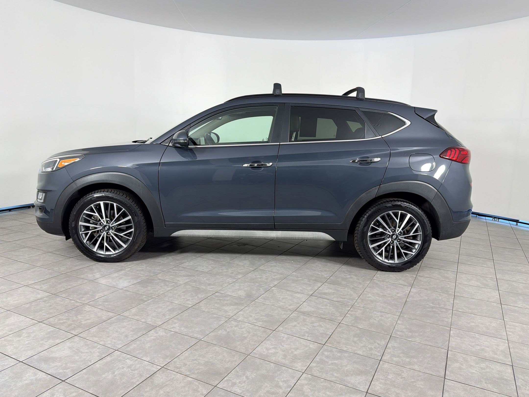 Used 2020 Hyundai Tucson Ultimate FWD image 2