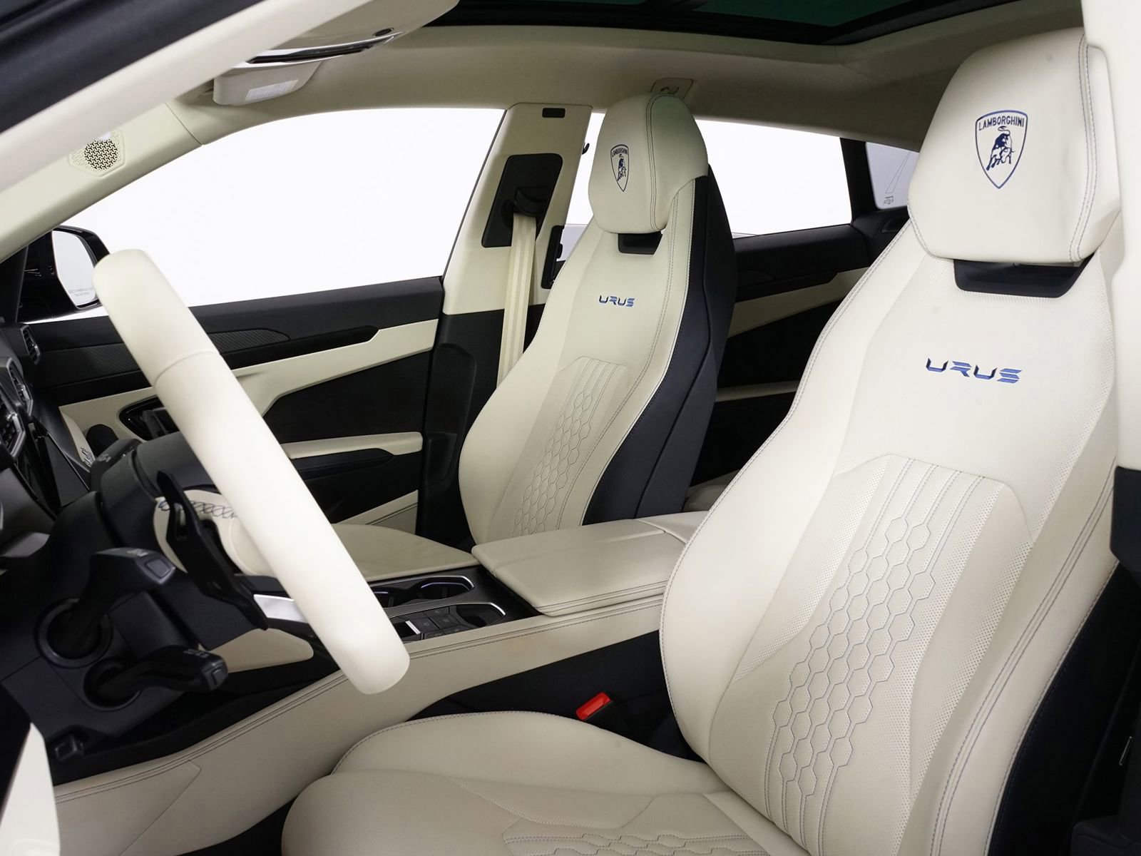 Used 2024 Lamborghini Urus S image 25