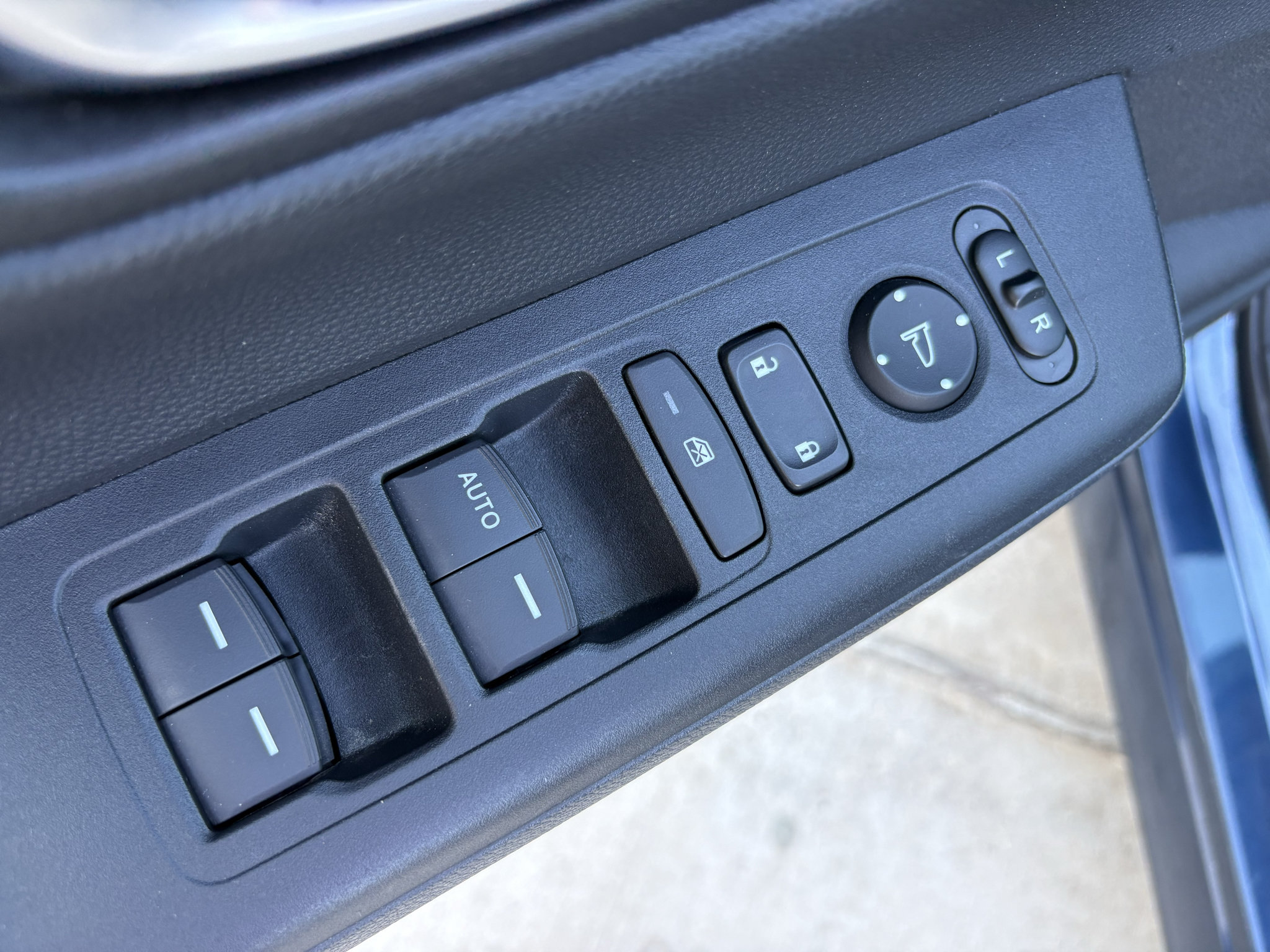Certified 2025 Honda CR-V LX image 12
