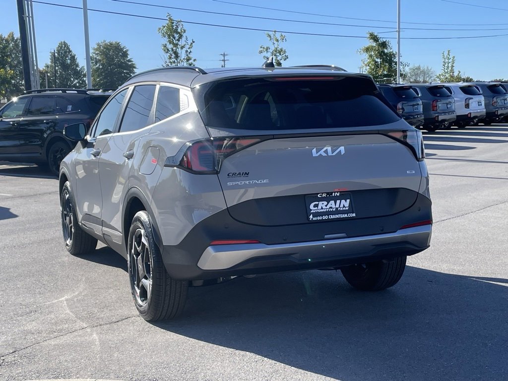 New 2026 Kia Sportage EX w/ EX Panoramic Sunroof Package image 5