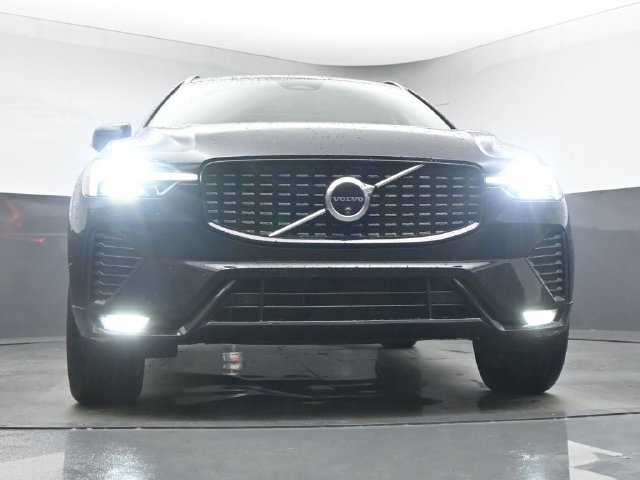 Used 2024 Volvo XC60 B5 Plus w/ Protection Package Premier AWD/4WD image 35