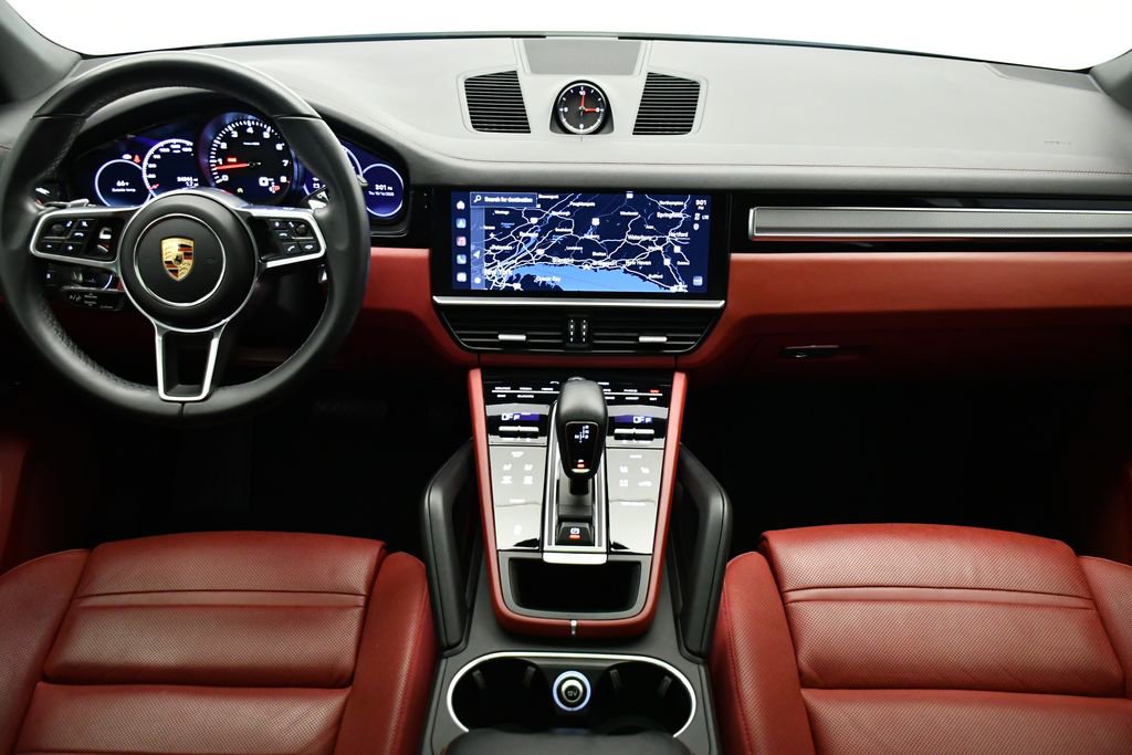 Used 2023 Porsche Cayenne image 23