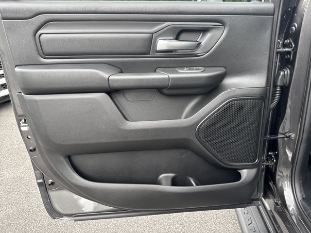 New 2026 RAM 1500 Express AWD/4WD image 21