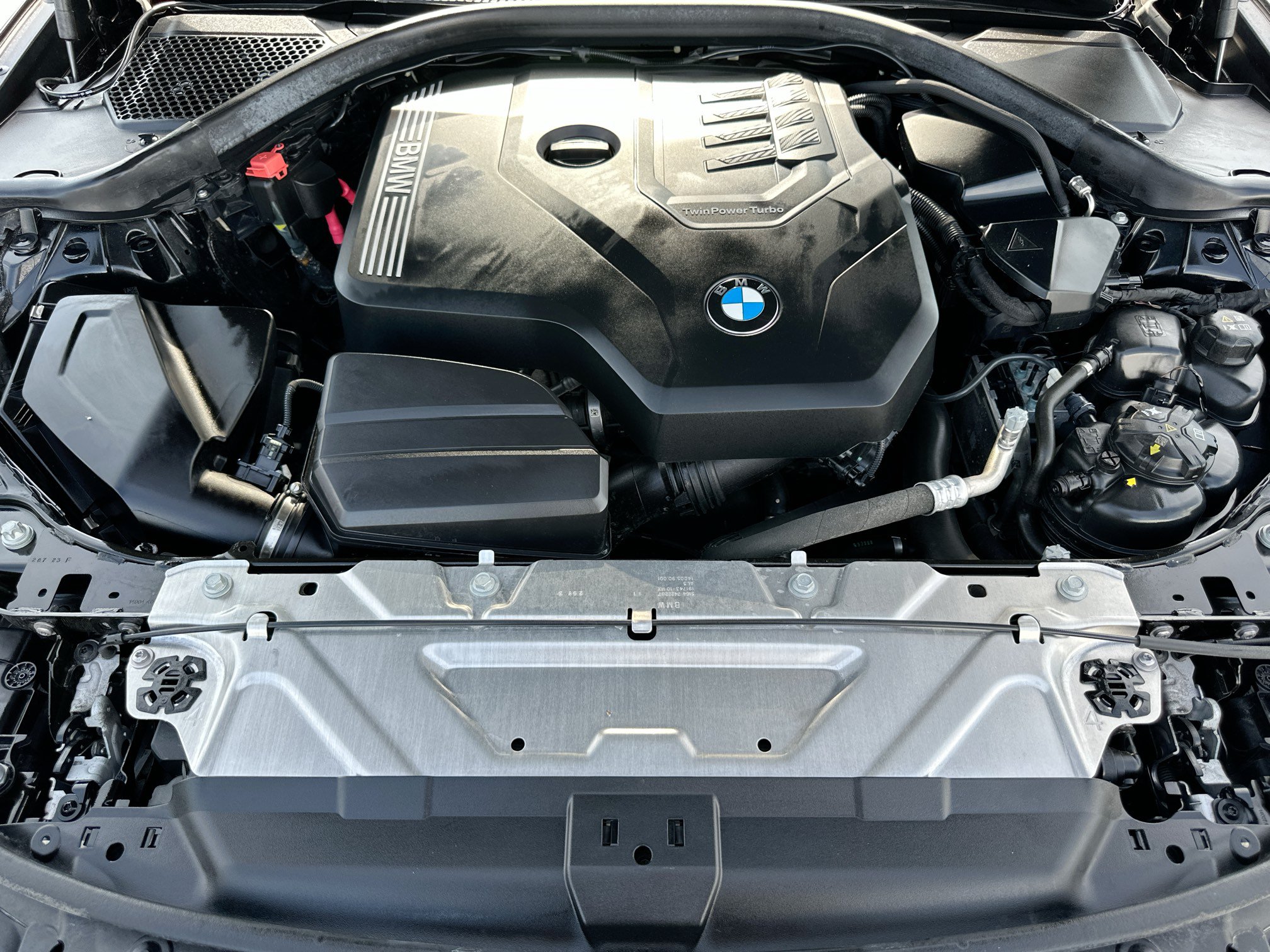Used 2024 BMW 330i Sedan w/ M Sport Package RWD image 32