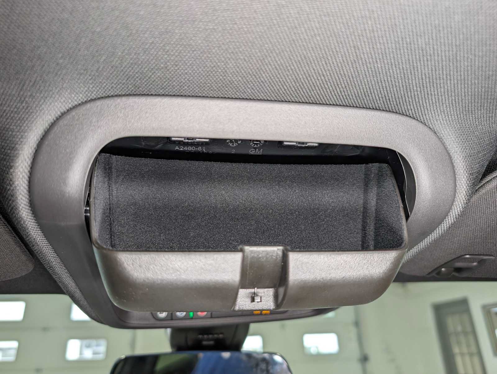 New 2026 Cadillac XT5 Luxury w/ LPO, Floor Liner Package AWD/4WD image 29