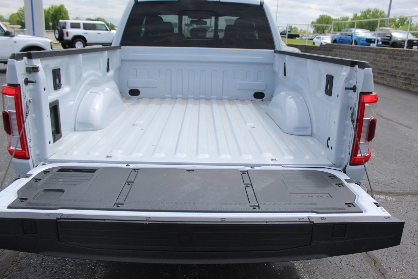 Used 2021 Ford F150 Lariat w/ Max Trailer Tow Package AWD/4WD image 20