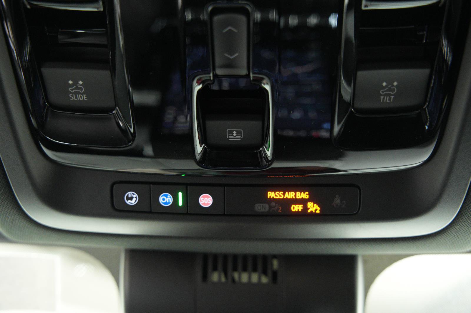 New 2026 GMC Yukon XL AT4 w/ AT4 Premium Plus Package AWD/4WD image 49