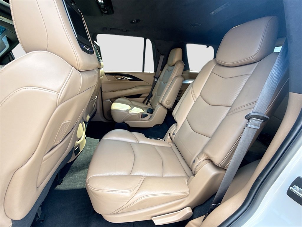 Used 2019 Cadillac Escalade Platinum image 26