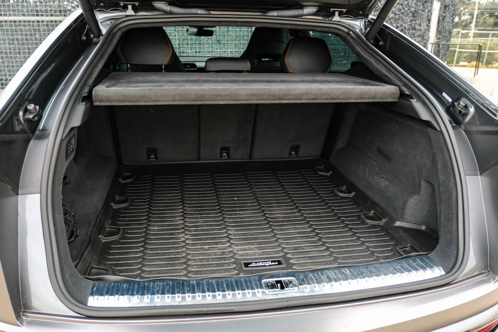 Used 2020 Lamborghini Urus image 59