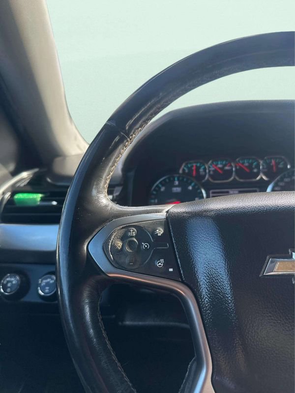 Used 2018 Chevrolet Tahoe LT w/ Luxury Package AWD/4WD image 27
