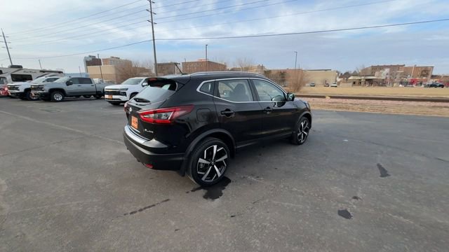 Used 2022 Nissan Rogue Sport SL image 8