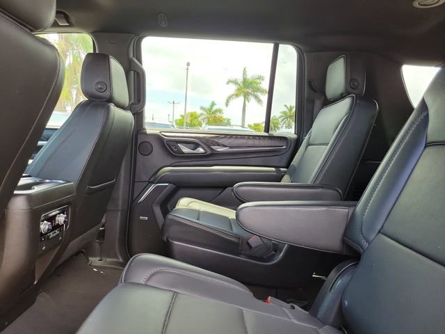 Used 2022 GMC Yukon XL Denali AWD/4WD image 10