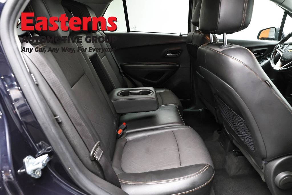 Used 2021 Chevrolet Trax LT w/ Driver Confidence Package image 23