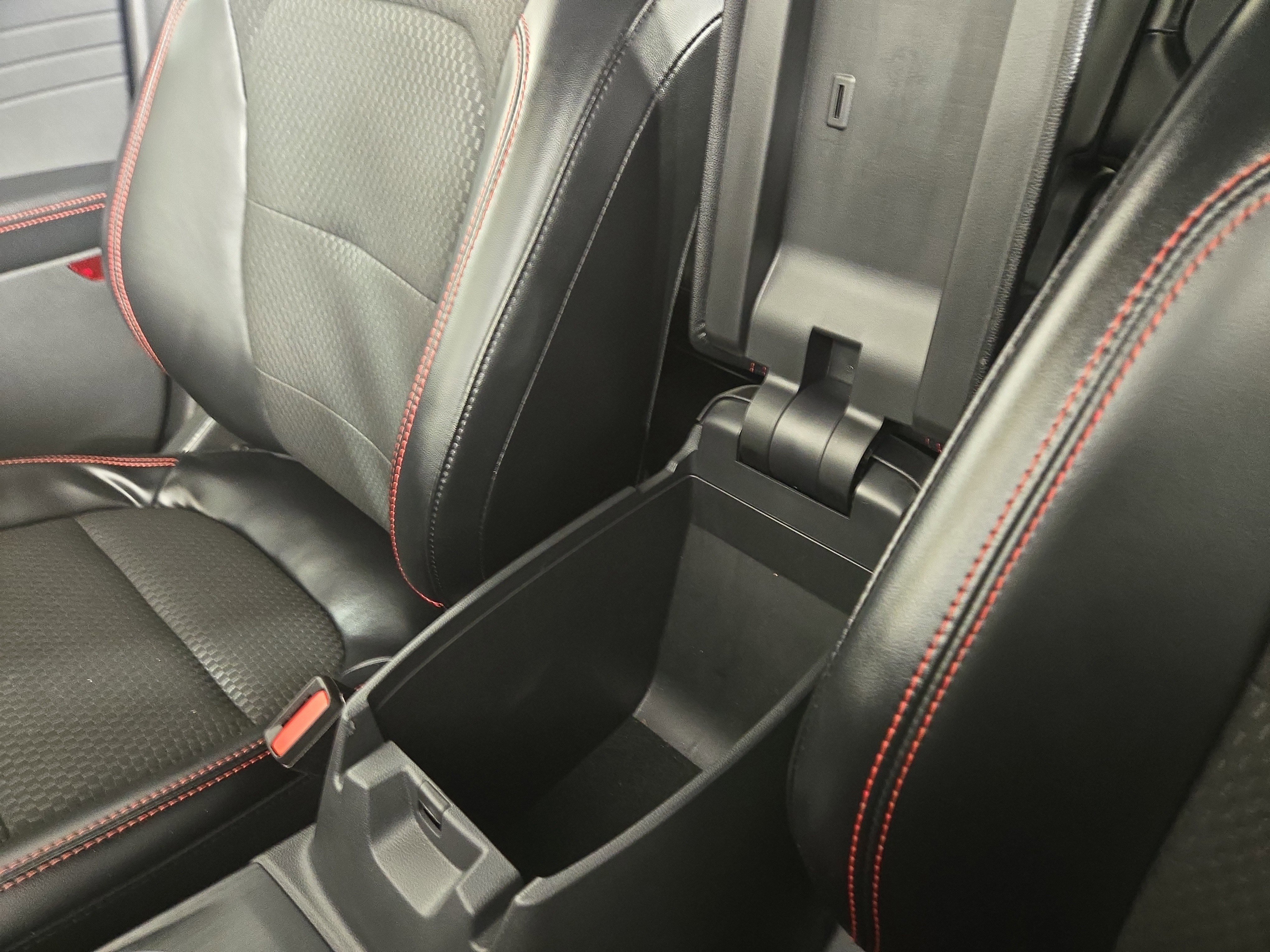 Used 2023 Ford Escape ST-Line image 27