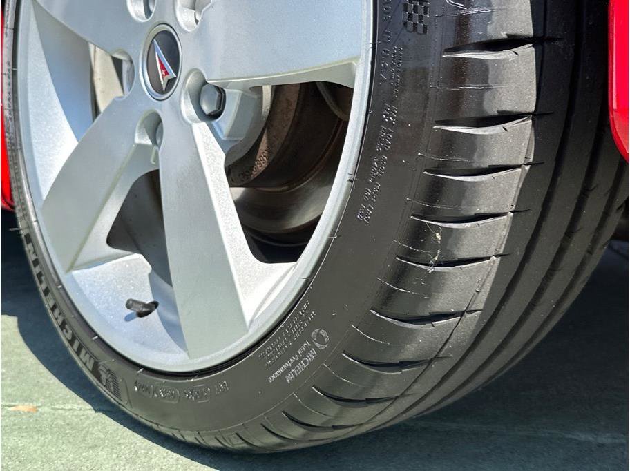 Used 2005 Pontiac GTO image 23