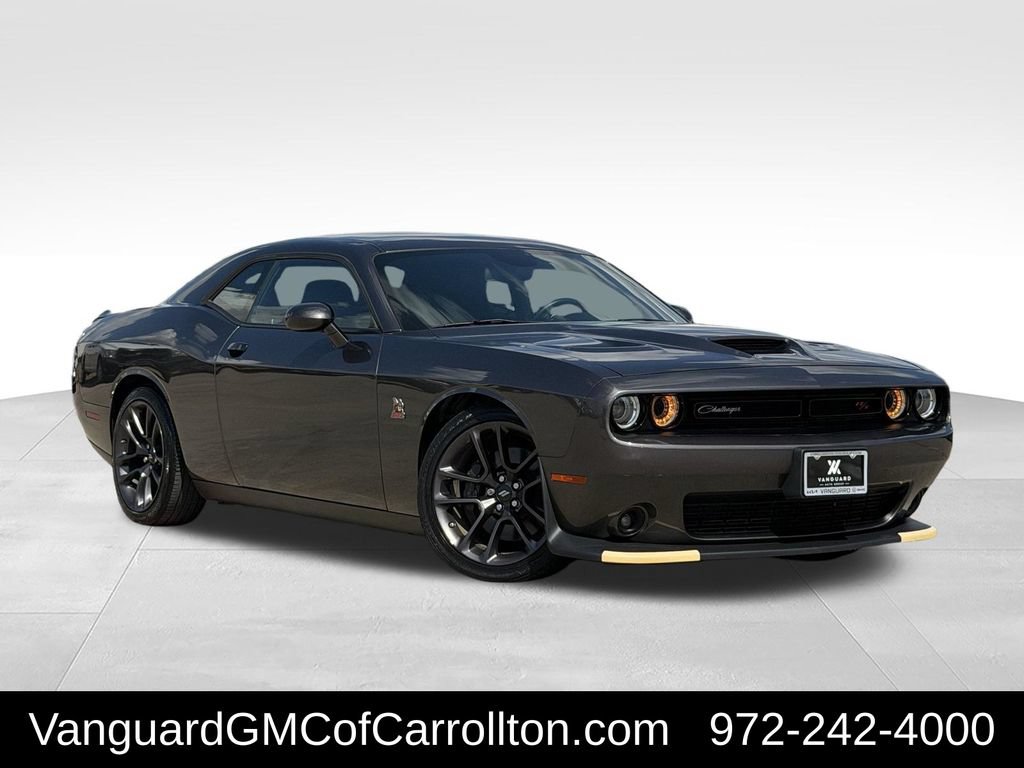 Used 2022 Dodge Challenger R/T Scat Pack RWD image 2