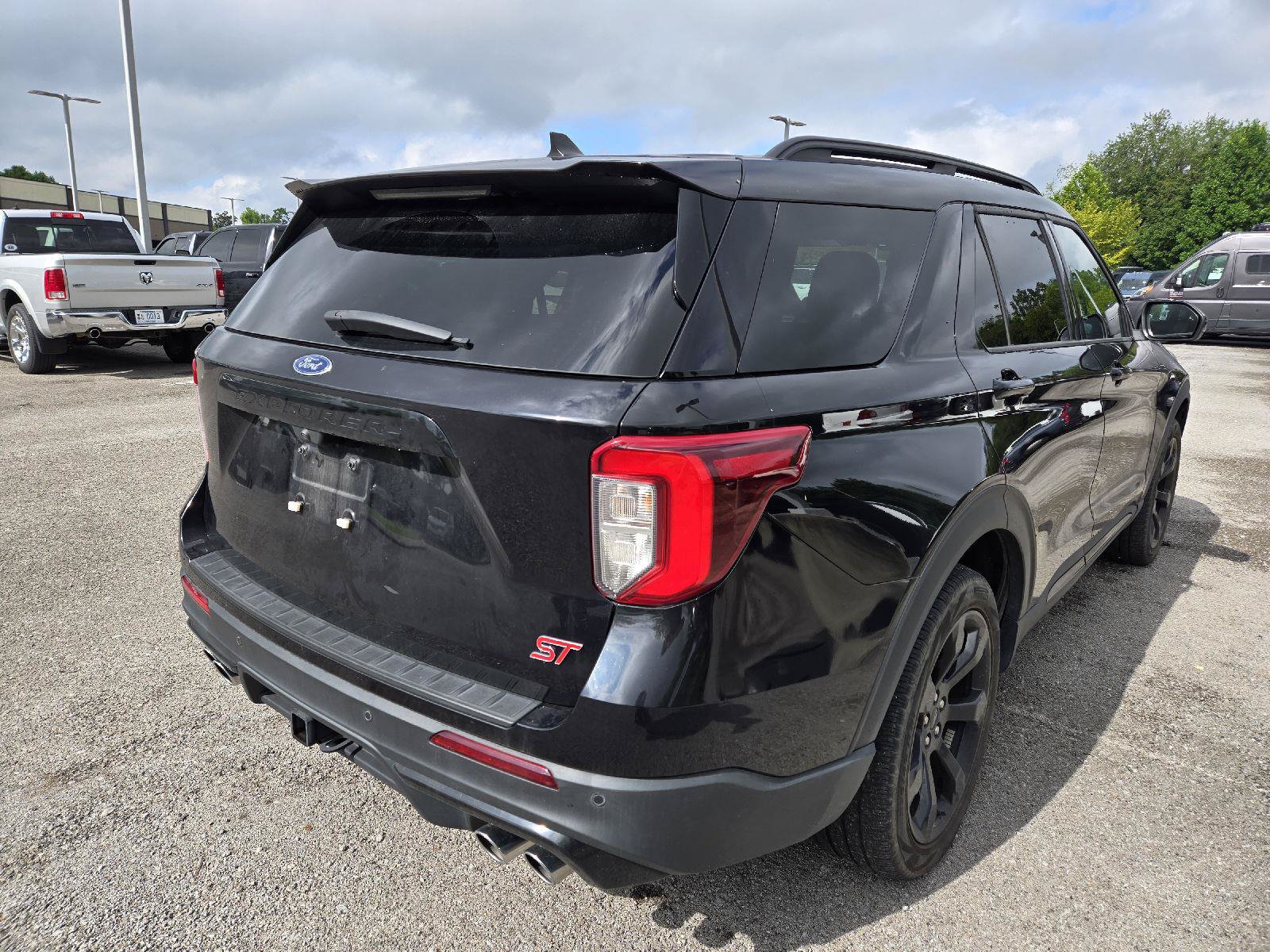 Used 2023 Ford Explorer ST w/ Equipment Group 401A AWD/4WD image 7