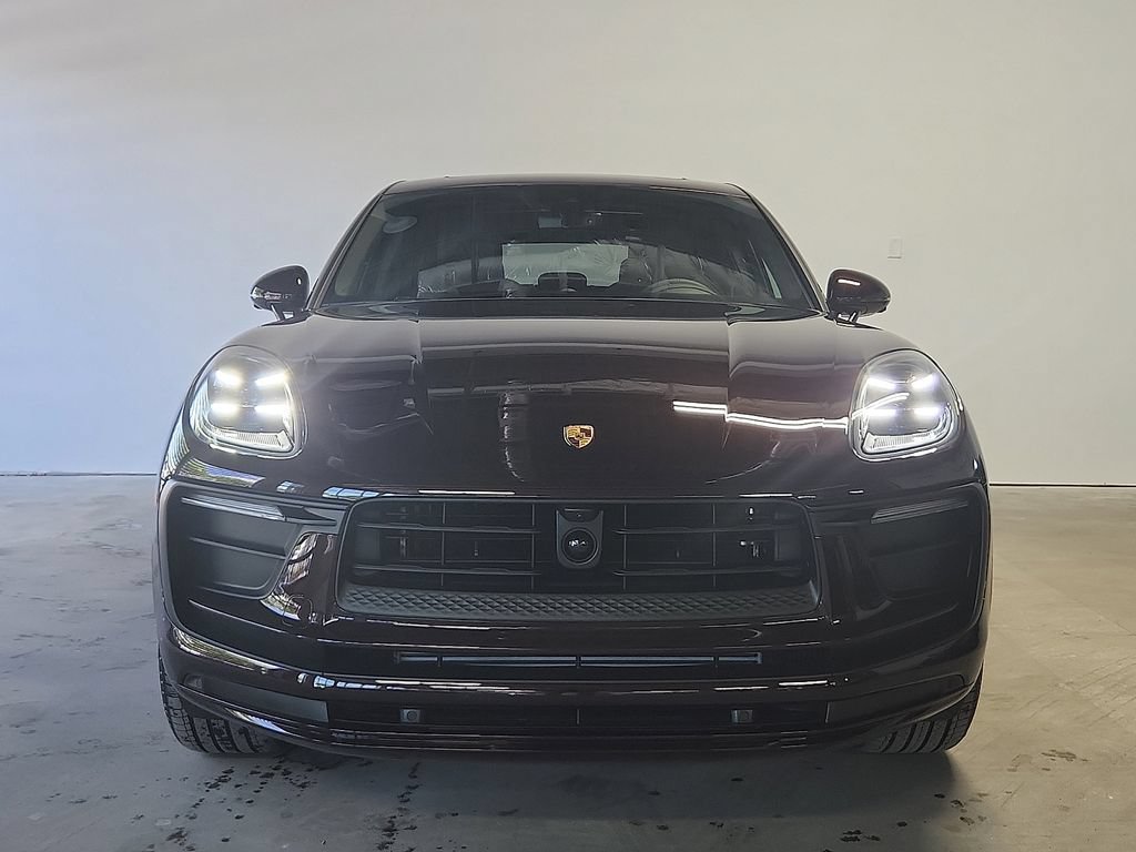 New 2026 Porsche Macan AWD/4WD image 8