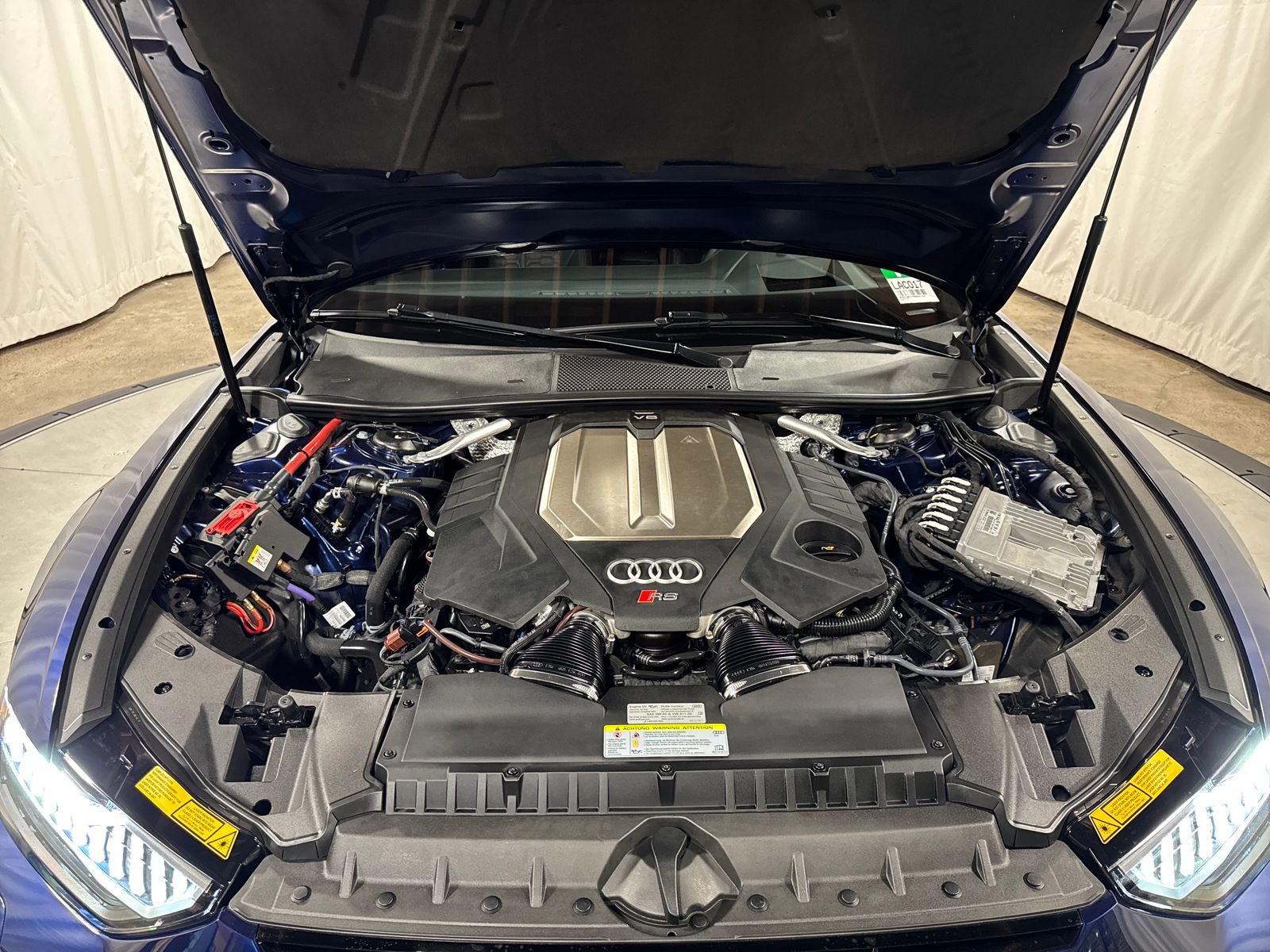Used 2021 Audi RS 6 AWD/4WD image 30