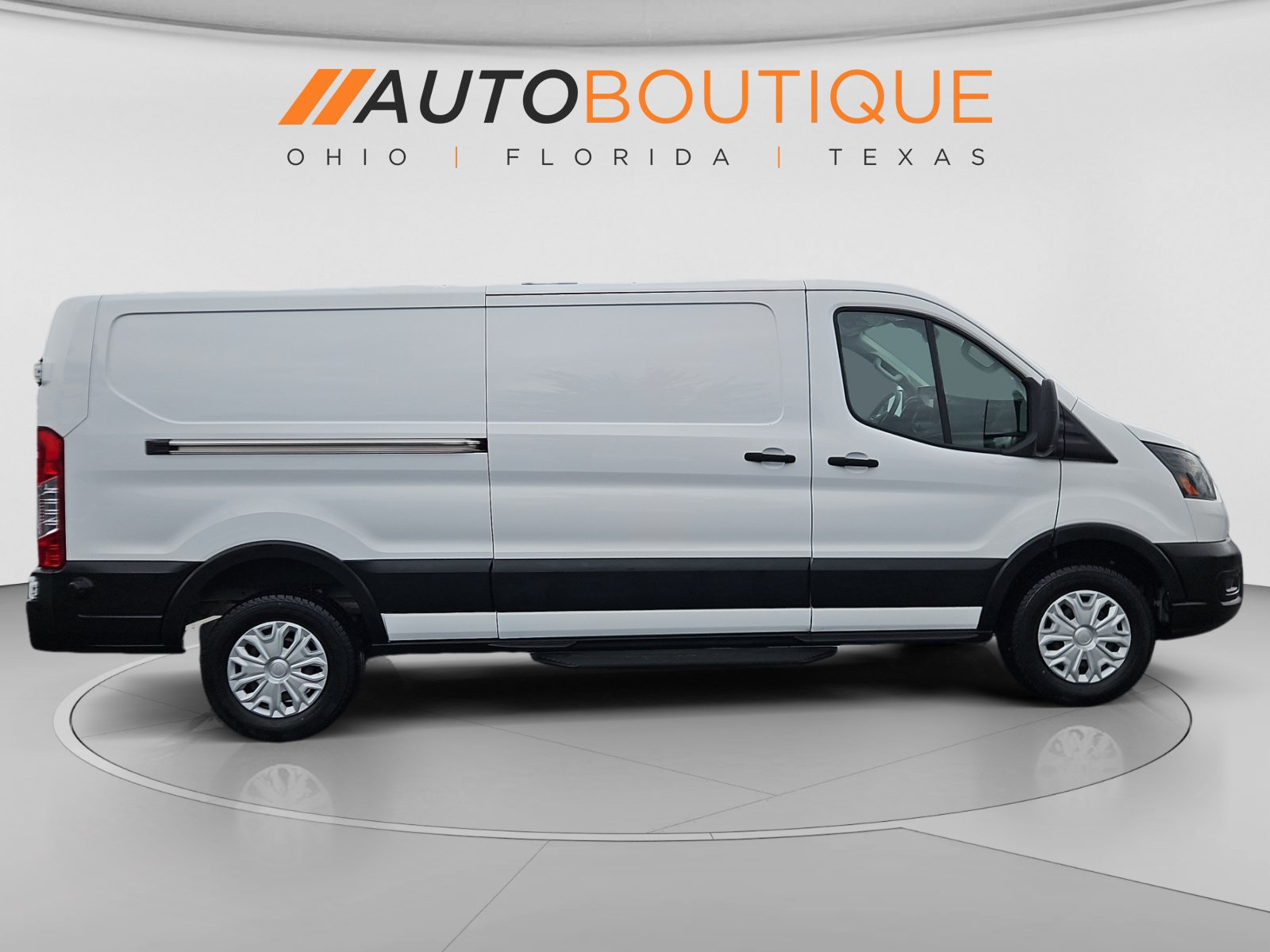 Used 2024 Ford E-Transit Low Roof RWD image 6