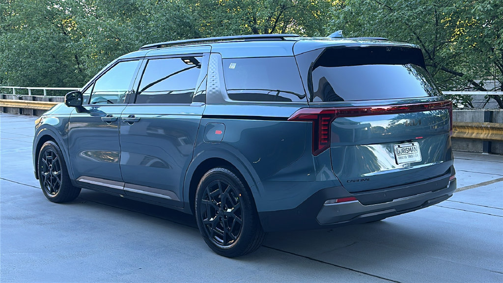 New 2026 Kia Carnival SX Prestige FWD image 3