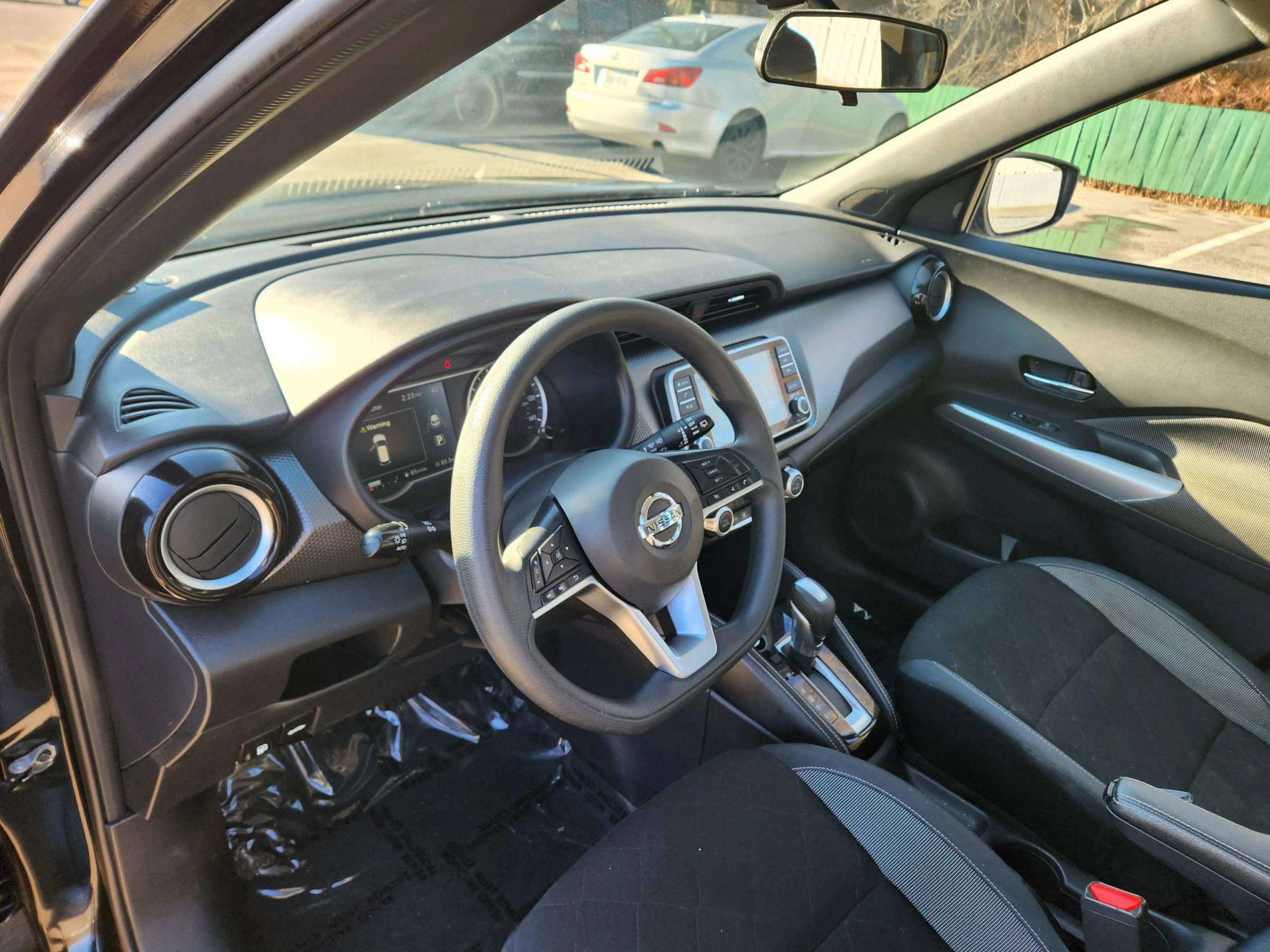 Used 2020 Nissan Kicks SV image 24