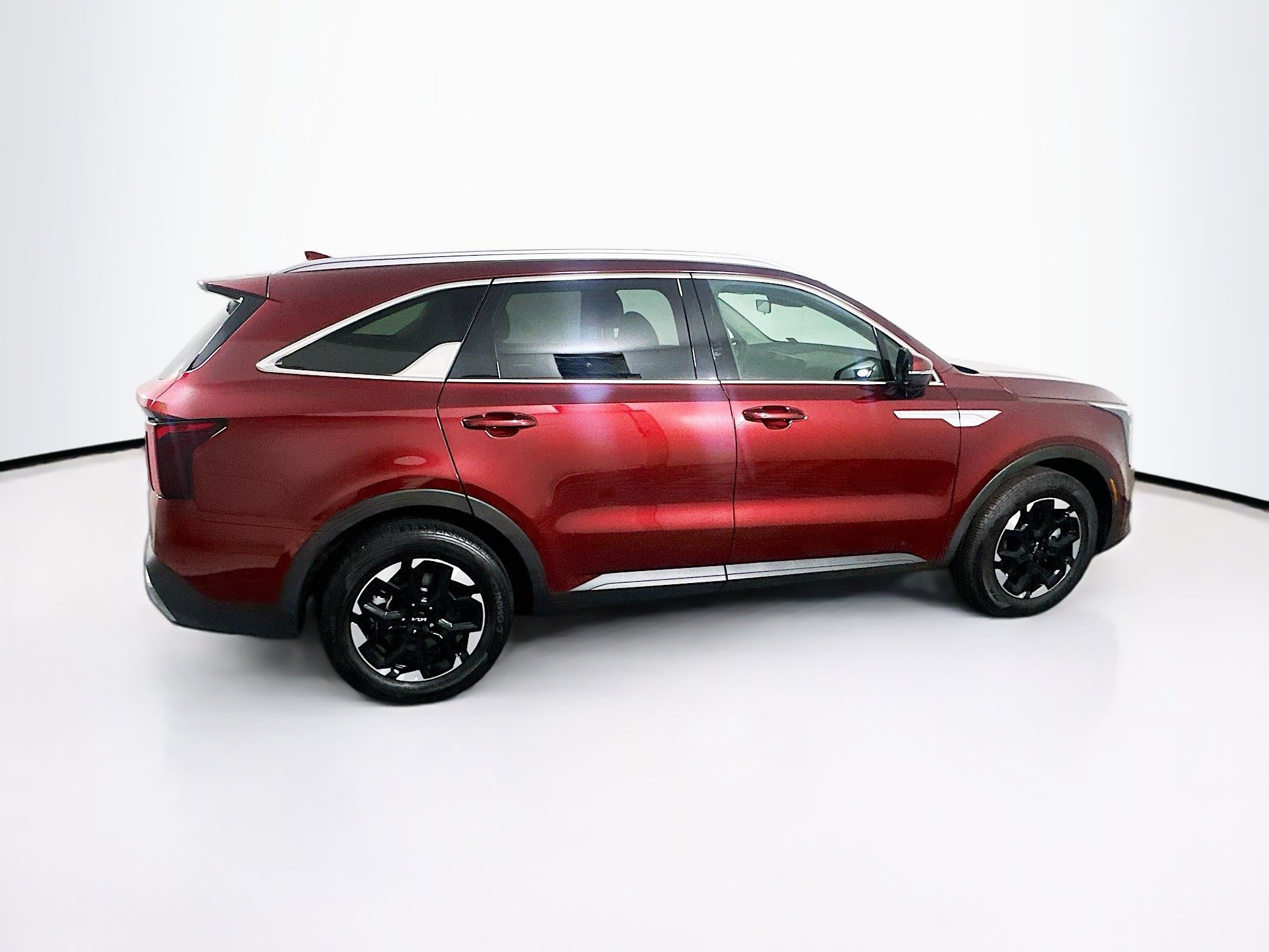 Used 2024 Kia Sorento S w/ Panoramic Sunroof Package image 9