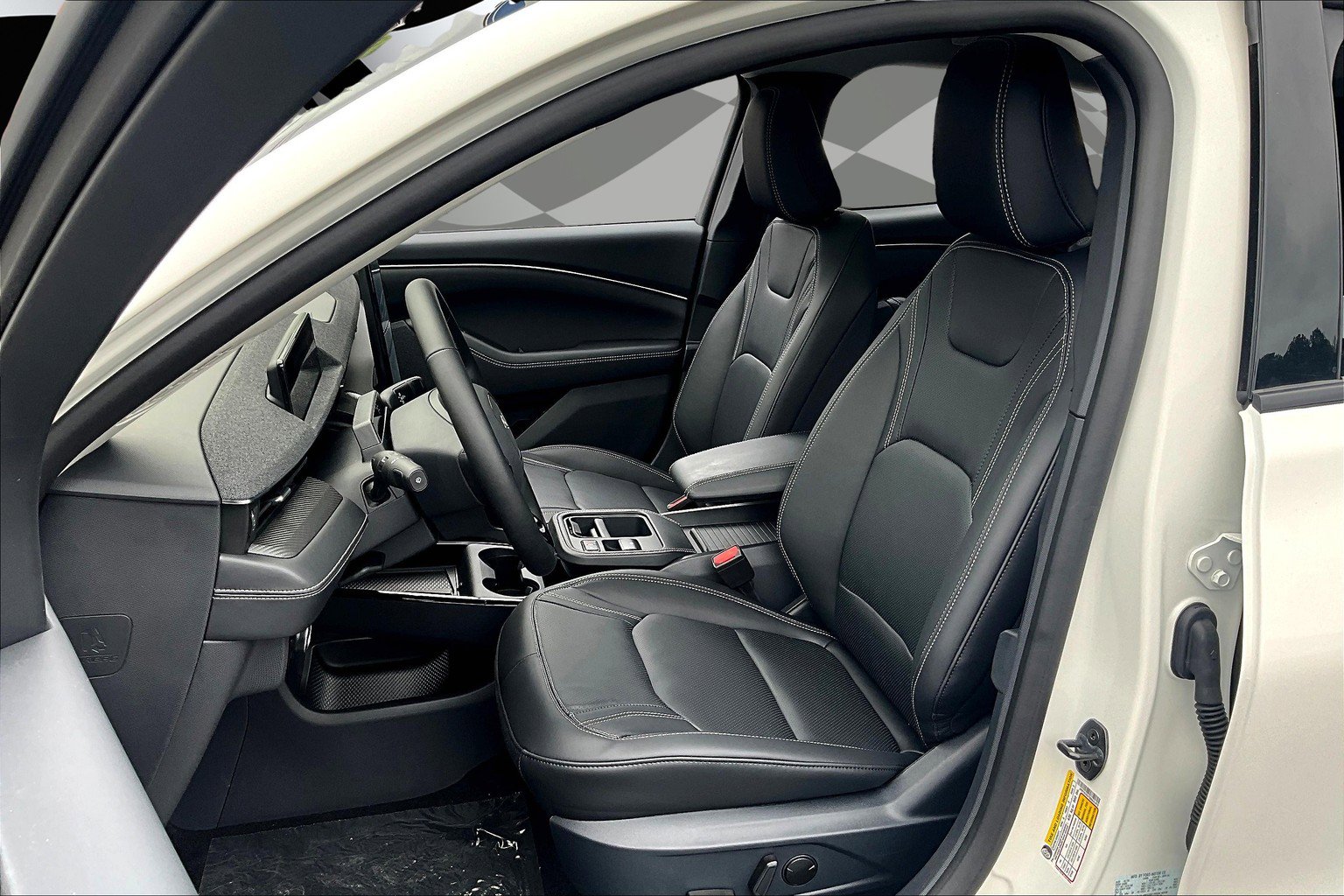 New 2025 Ford Mustang Mach-E Premium image 9