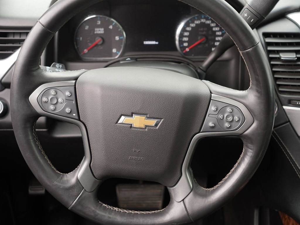 Used 2017 Chevrolet Suburban Premier image 24