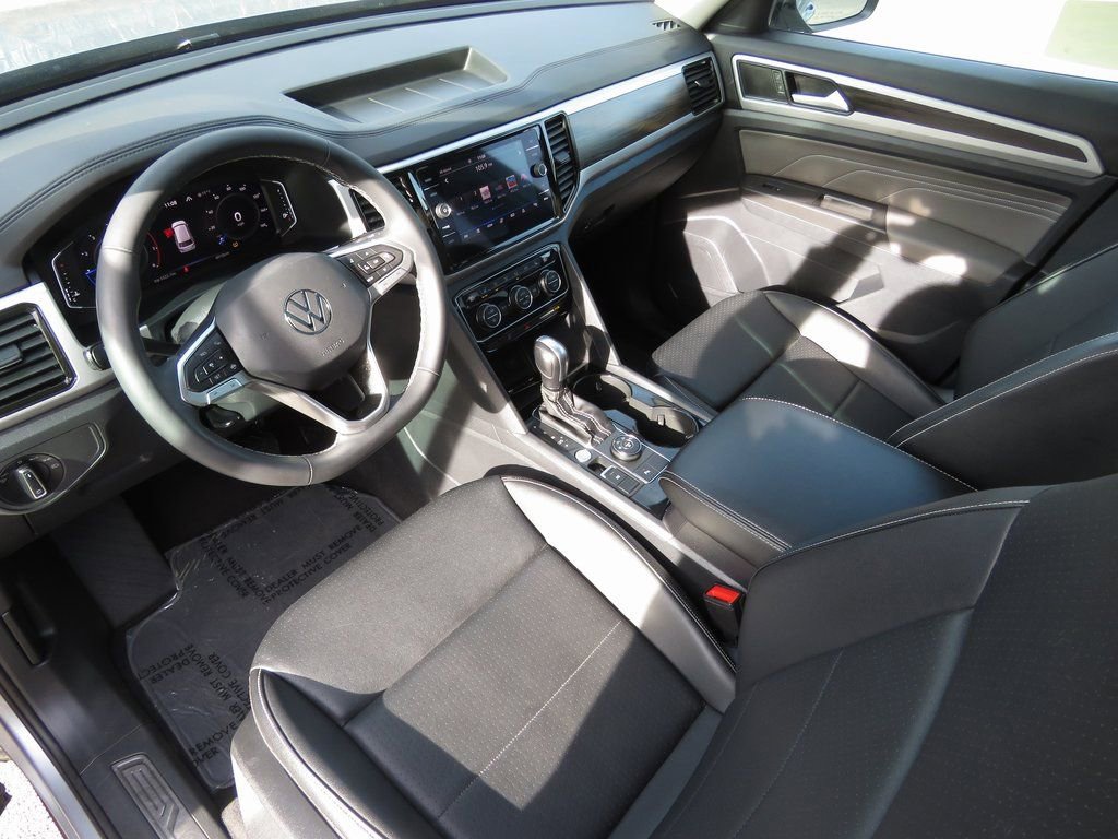 Used 2022 Volkswagen Atlas SE image 11