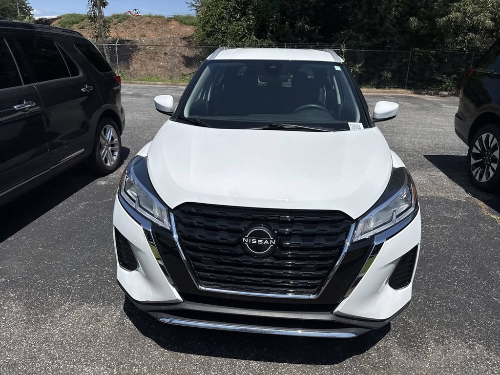 Used 2022 Nissan Kicks SV FWD image 5