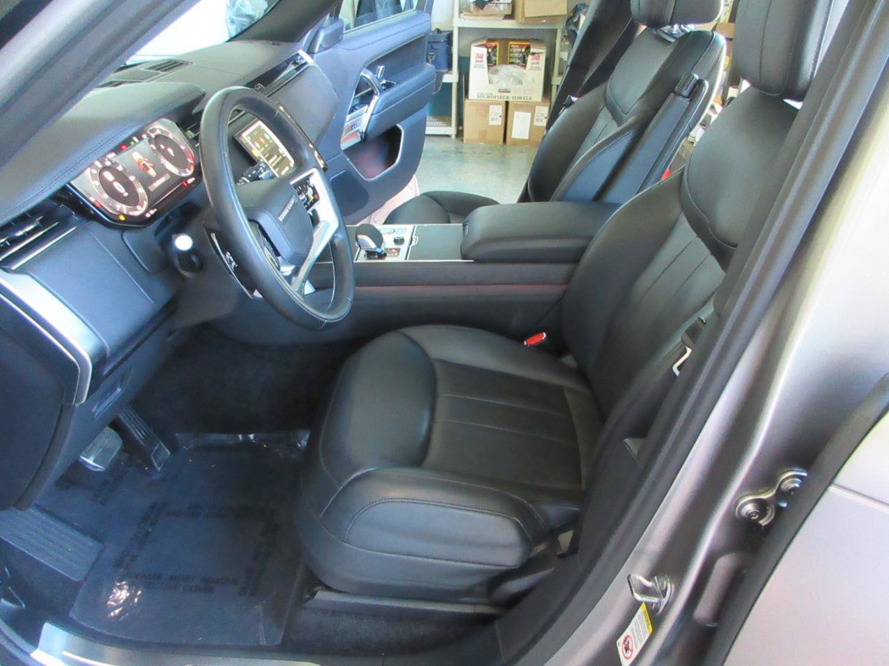 Used 2023 Land Rover Range Rover SE AWD/4WD image 7