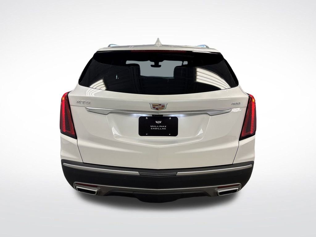New 2025 Cadillac XT5 Premium Luxury w/ Technology Package image 14
