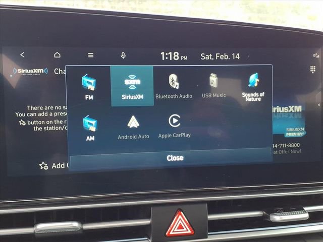 Used 2025 Hyundai Elantra Limited image 11