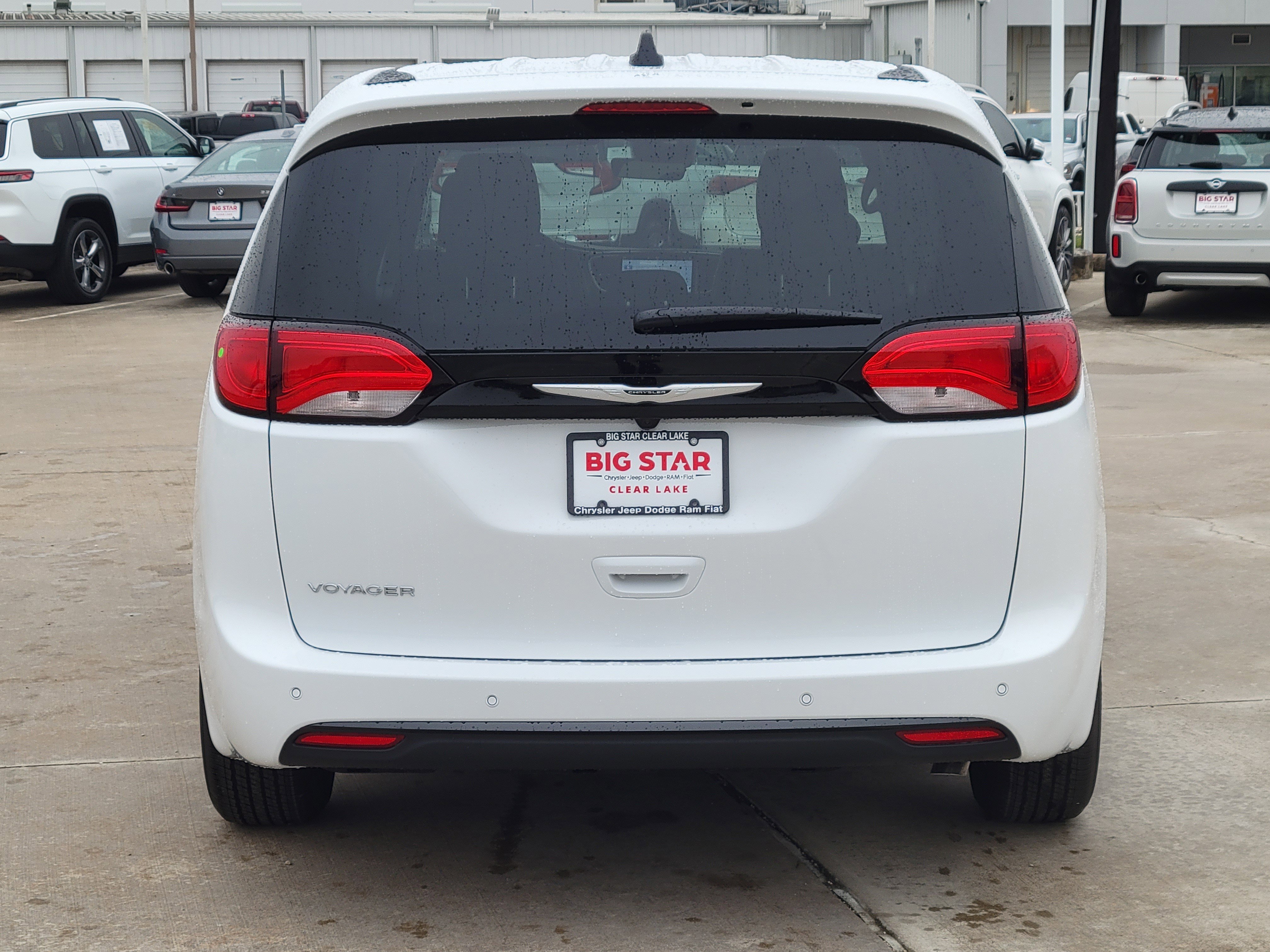 New 2026 Chrysler Voyager LX image 6