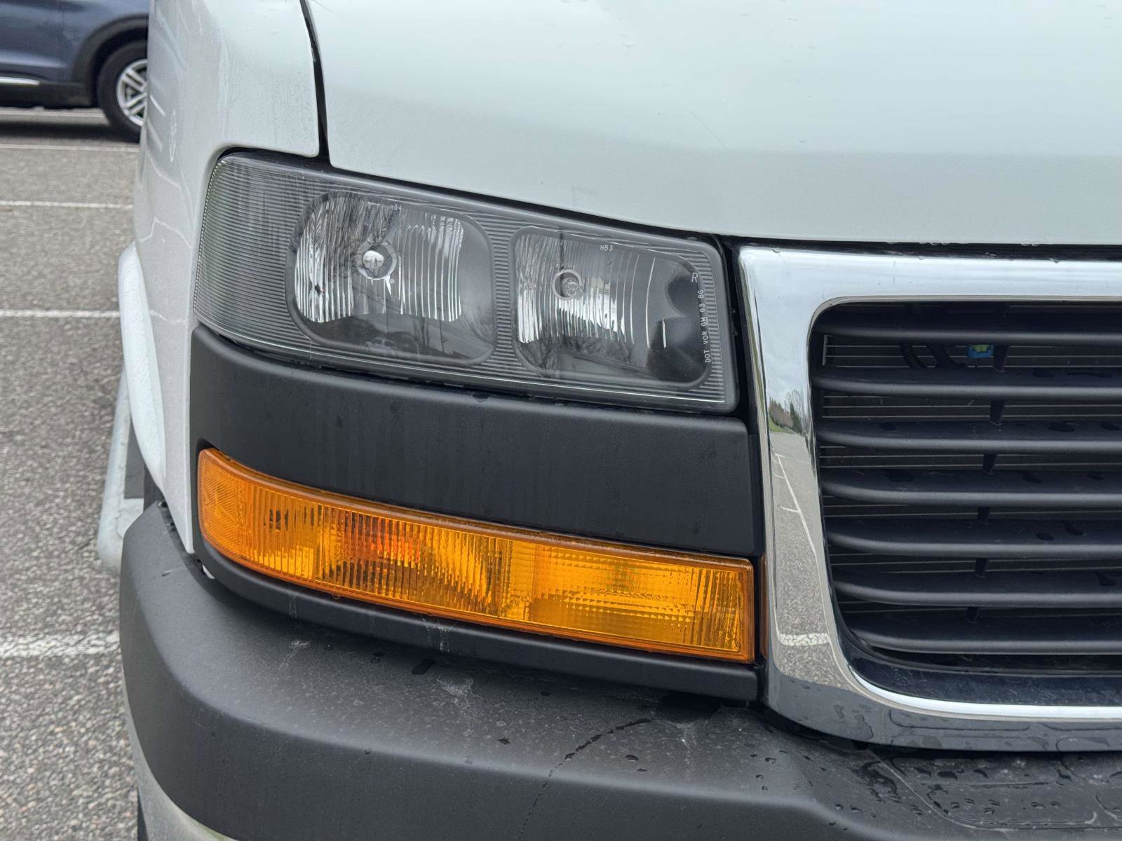 Used 2024 GMC Savana 2500 w/ Driver Convenience Package image 7