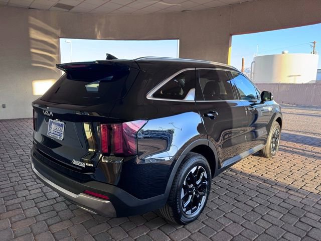 Used 2024 Kia Sorento S AWD/4WD image 5