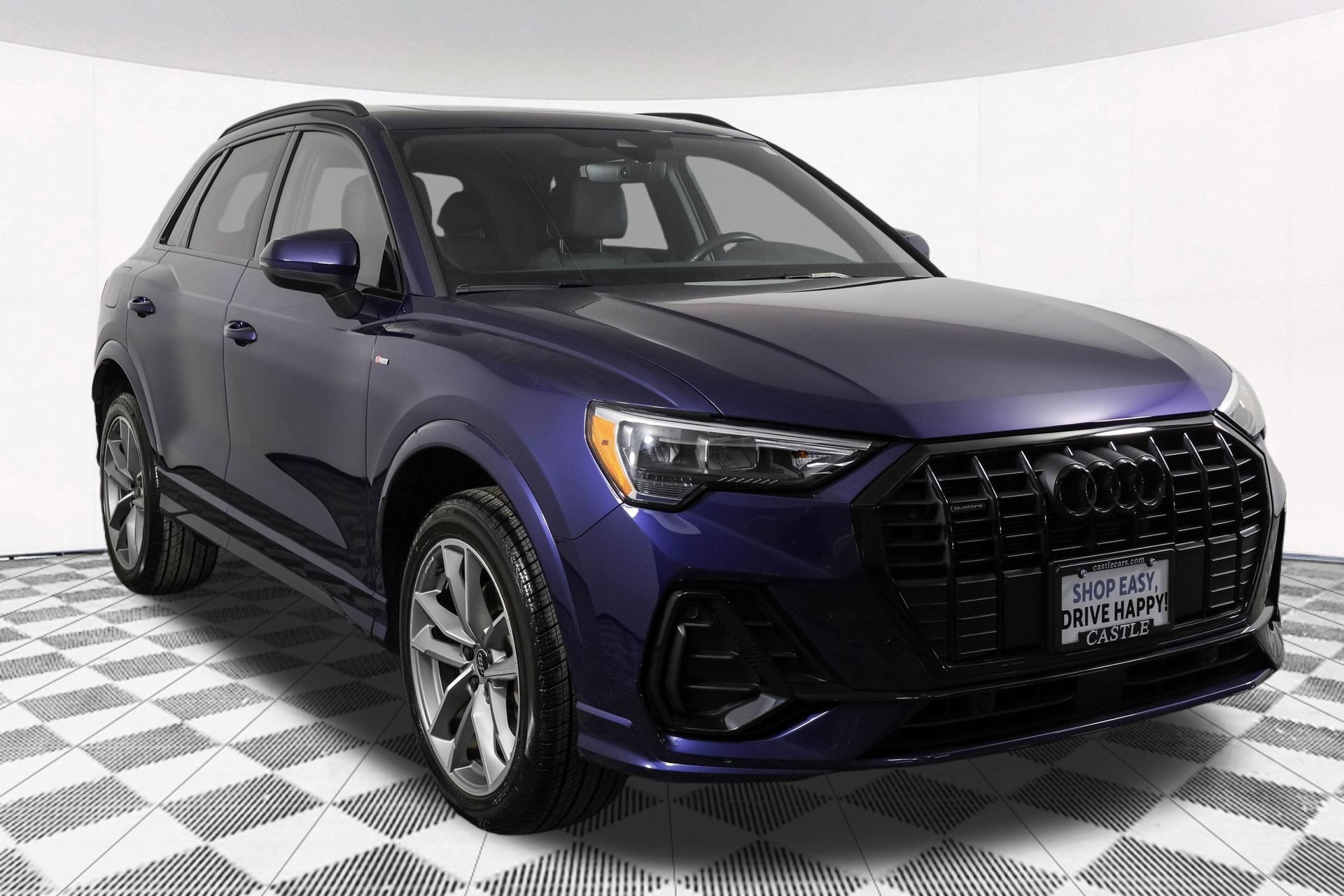 Used 2022 Audi Q3 2.0T Premium w/ Black Optic Sport Package AWD/4WD image 14