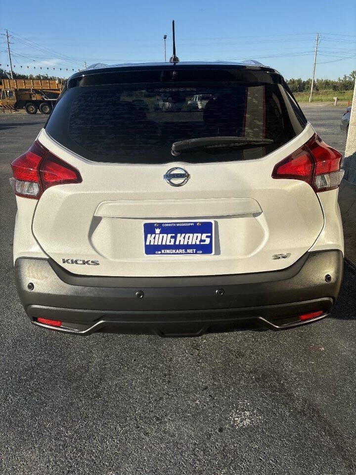 Used 2020 Nissan Kicks SV FWD image 5