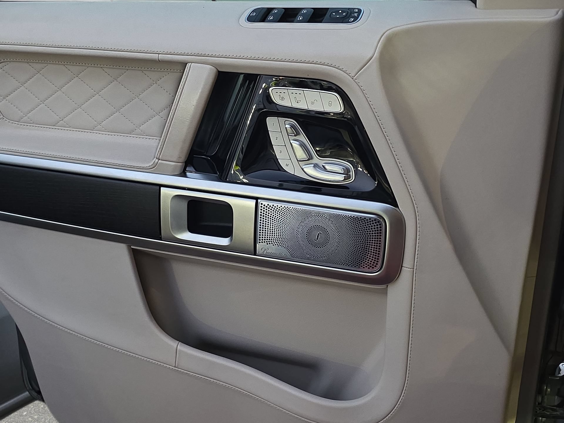 Certified 2020 Mercedes-Benz G 550 image 25