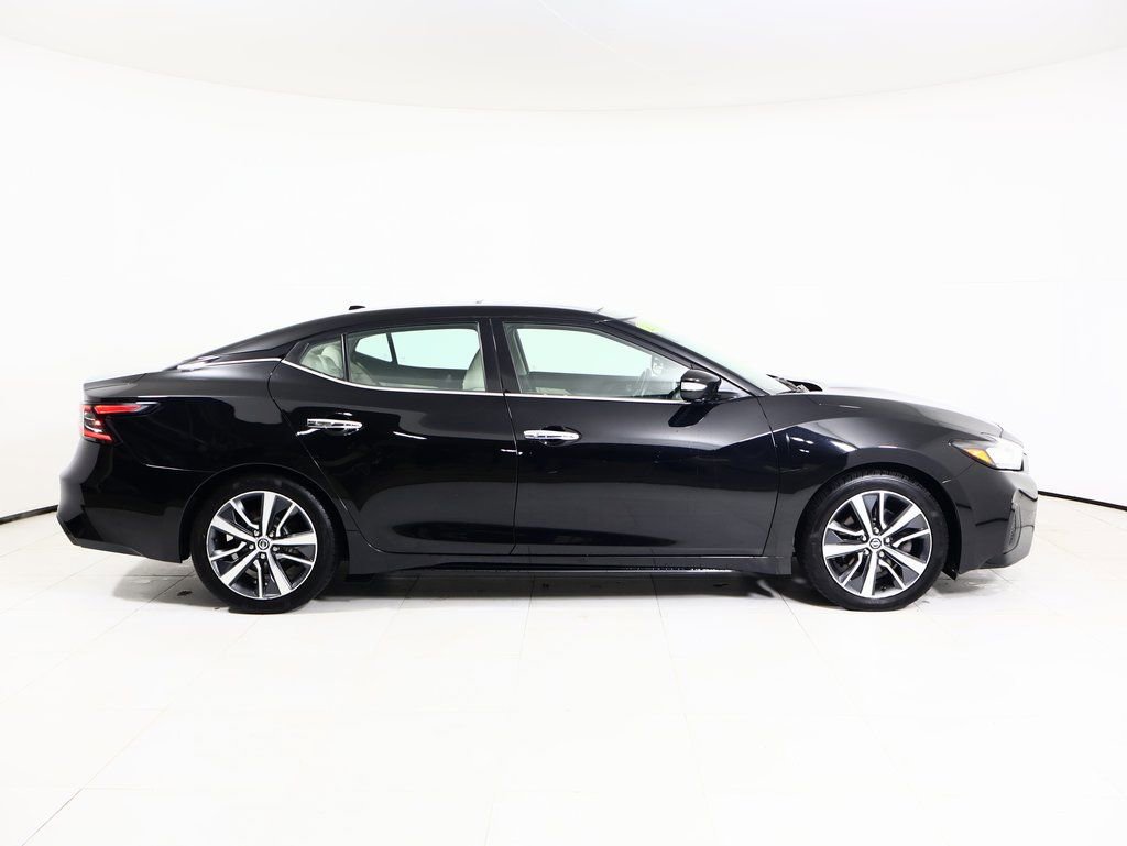 Used 2020 Nissan Maxima 3.5 SL w/ Floor Mat Group image 11