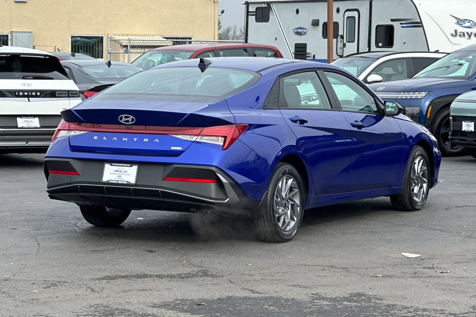 New 2026 Hyundai Elantra Blue FWD image 4